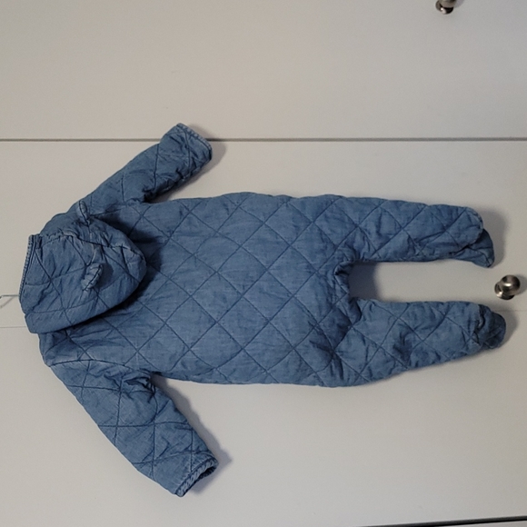 GAP onesie for exterior - Picture 4 of 4